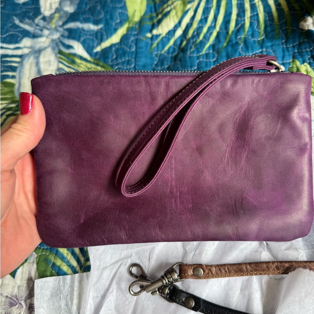 Rough &Tumble Cashpack Rustic Eggplant Purple Leather Clutch
